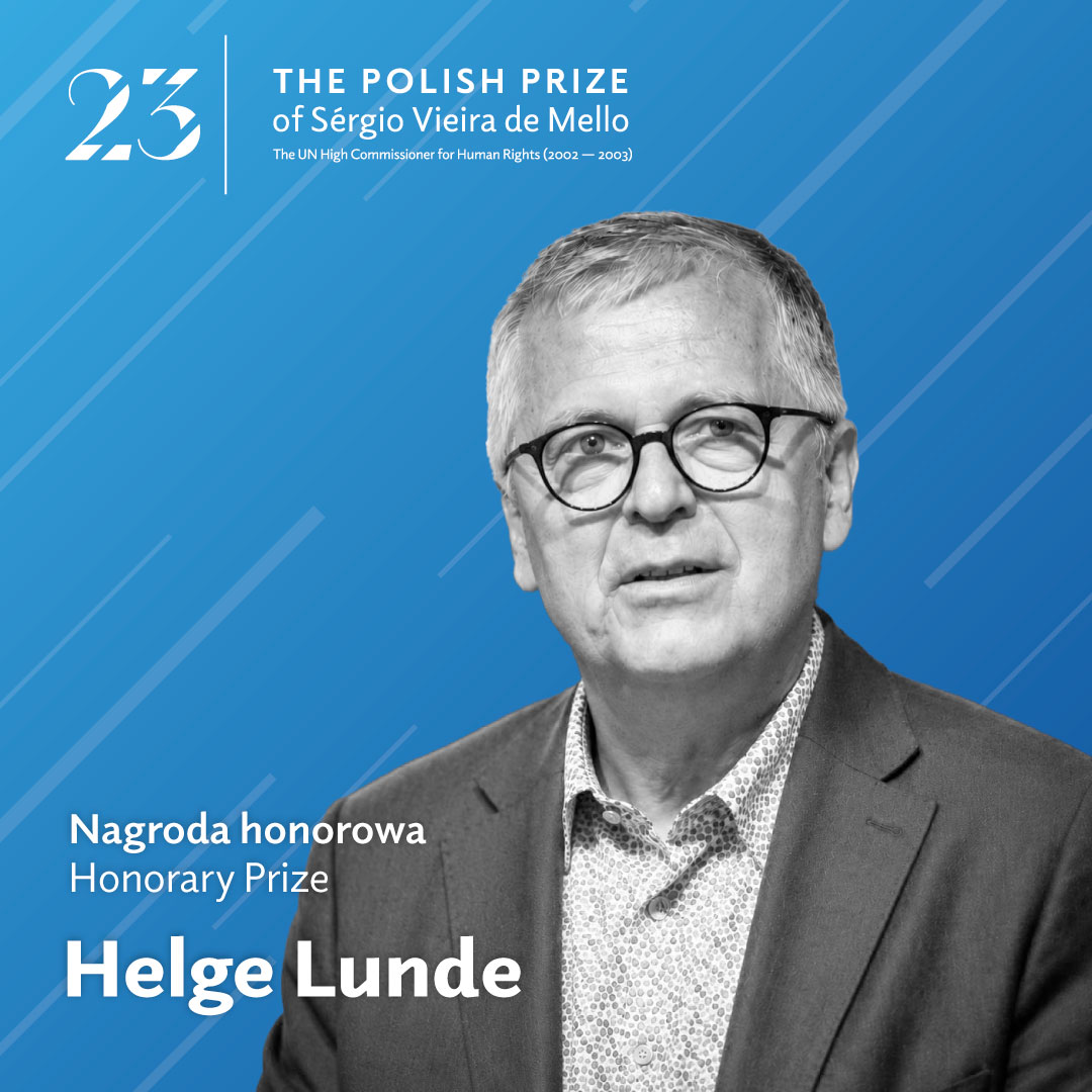Helge Lunde (czarno białe zdjęcie na ozdobnym tle)